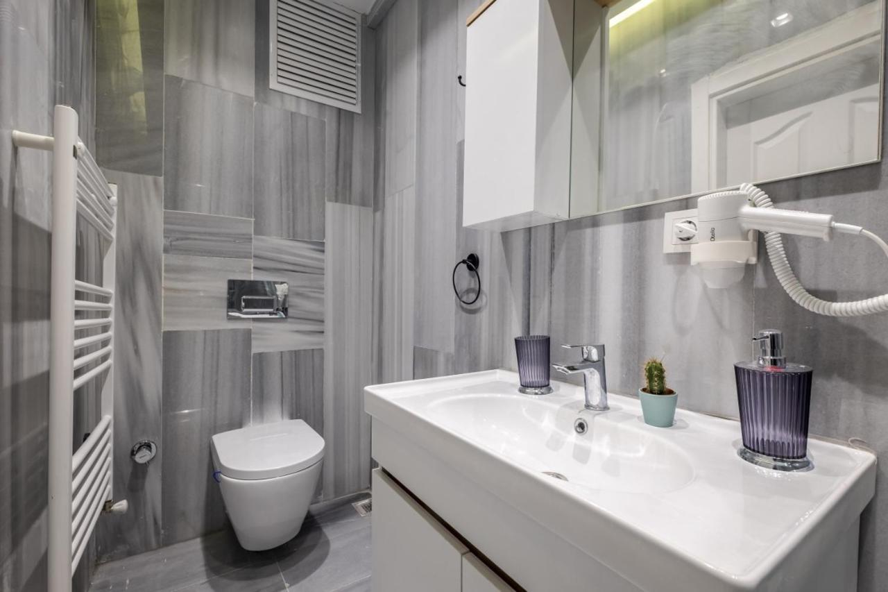 Pleasant Apartment Istanbul Exterior photo